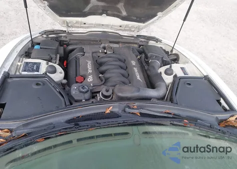 1998 Jaguar Xk8 from USA, damaged, VIN SAJGX2247WC019448